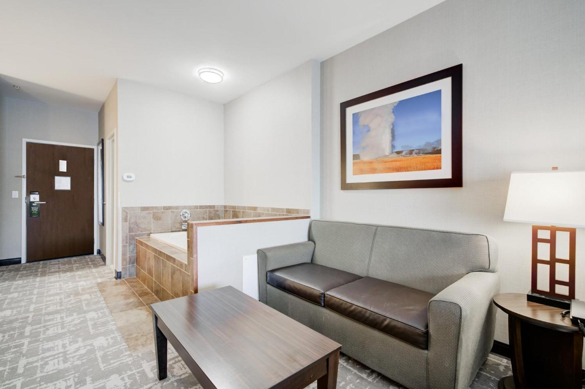 Holiday Inn West Yellowstone By Ihg Ngoại thất bức ảnh