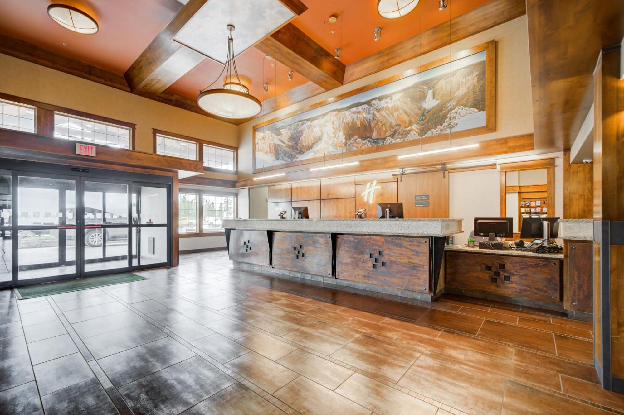 Holiday Inn West Yellowstone By Ihg Ngoại thất bức ảnh