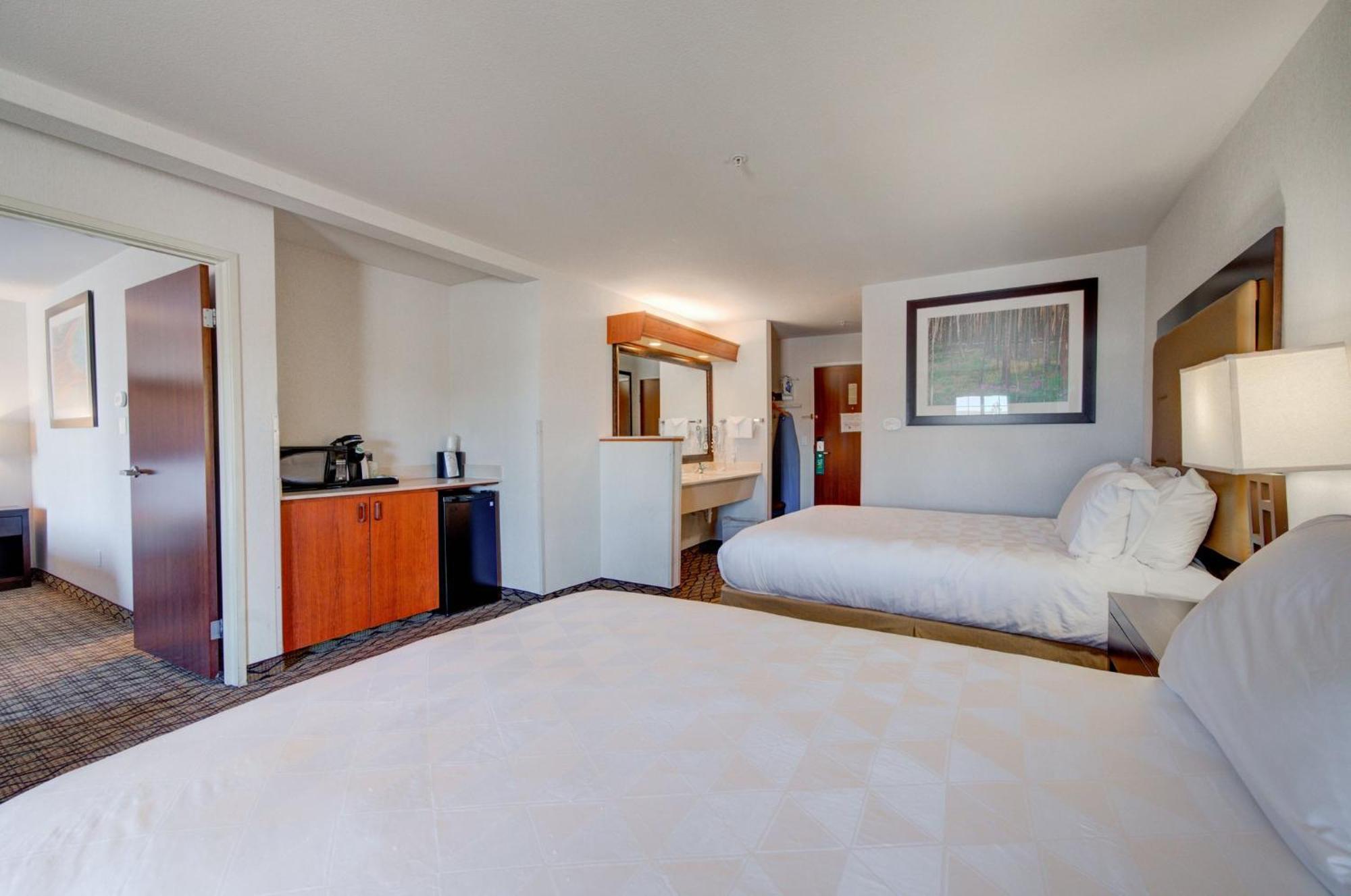 Holiday Inn West Yellowstone By Ihg Ngoại thất bức ảnh